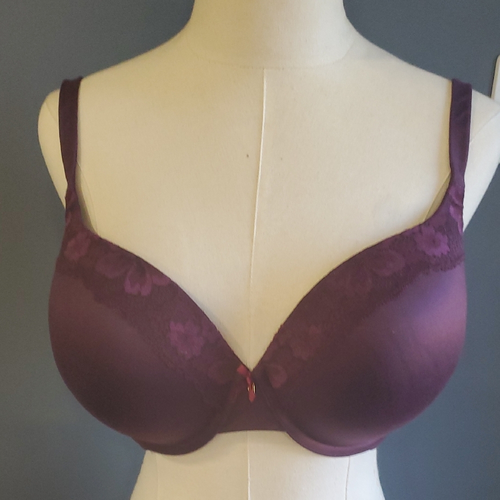 Victoria's Secret Deep Purple Lace Bra